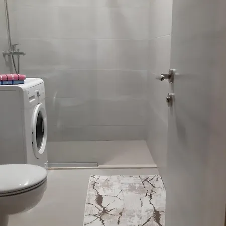 Apartment Podgorica-Free Parking Апартаменты Подгорица